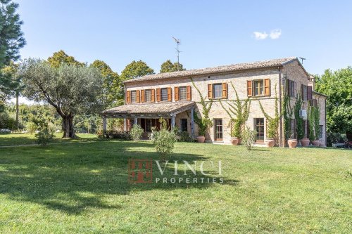 Ferme à Terre Roveresche