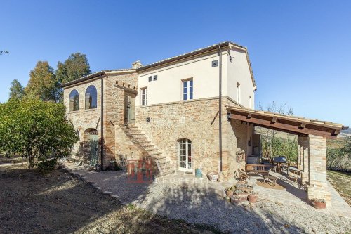 Отдельно стоящий дом в Коссиньяно