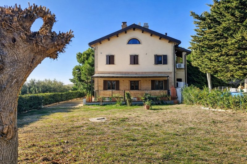 Квартира в Рипатрансоне