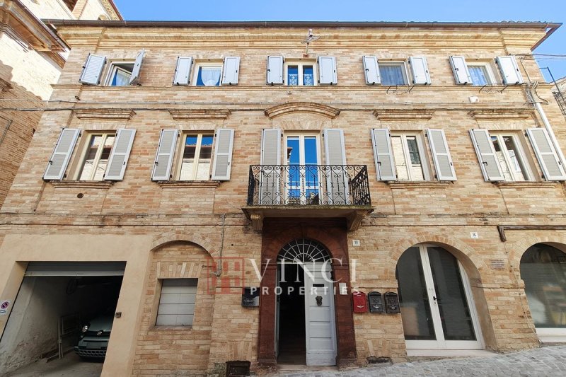 Historic apartment in Mogliano
