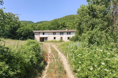 Cabaña en Esanatoglia