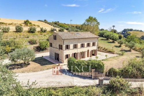 Casa de fazenda em Monterubbiano