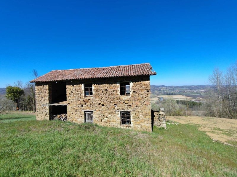 Klein huisje op het platteland in Monastero Bormida