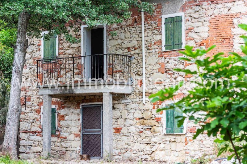 Farmhouse in Orsara Bormida