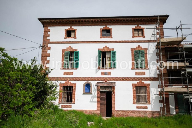 House in Ponzano Monferrato