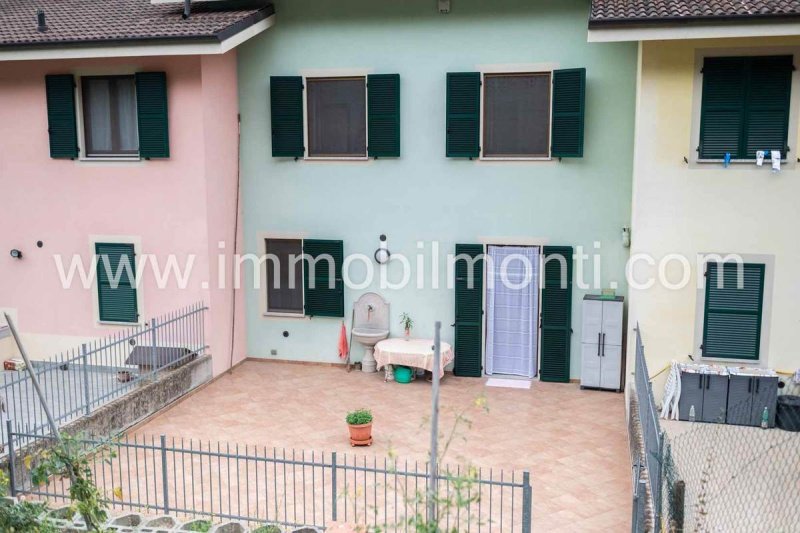 Terraced house in Acqui Terme