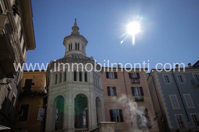 Apartamento en Acqui Terme