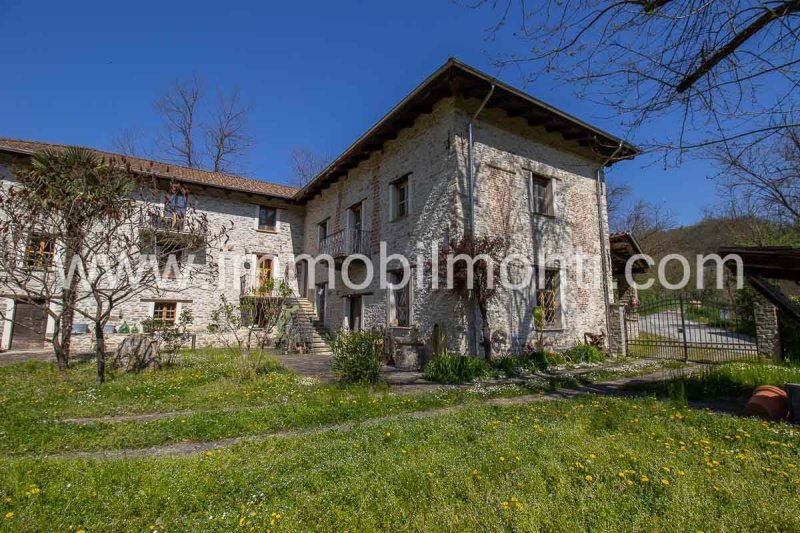 Huis in Torre Bormida