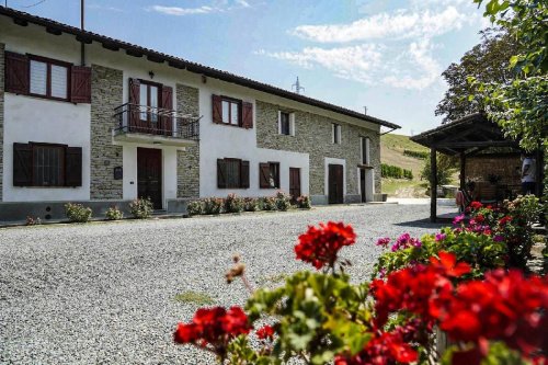 Casolare a Calamandrana