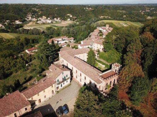 因奇萨-斯卡帕奇诺村庄