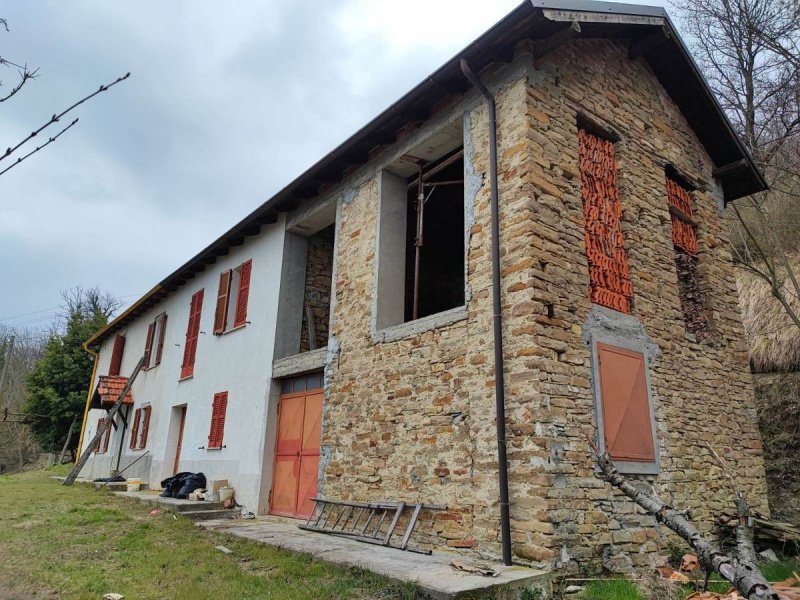 Отдельно стоящий дом в Мелаццо