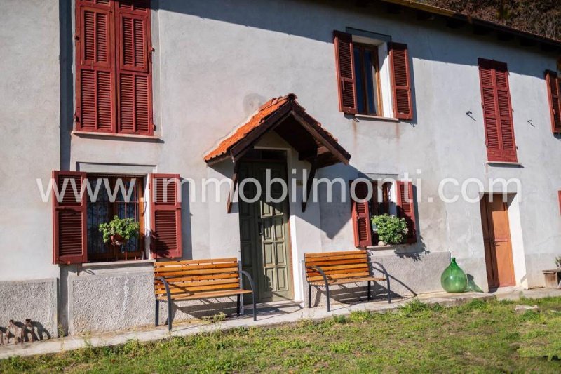 Отдельно стоящий дом в Мелаццо