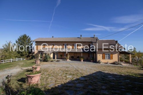 Klein huisje op het platteland in Quaranti