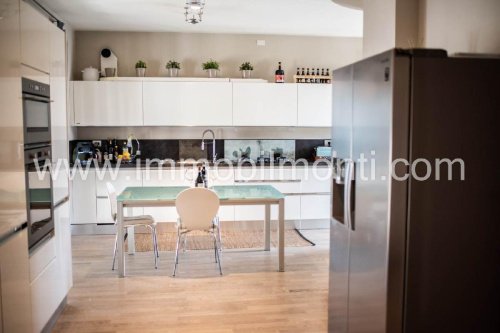 阿奎泰尔梅阁楼