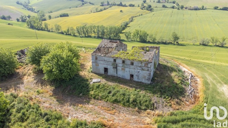 Klein huisje op het platteland in Montefano