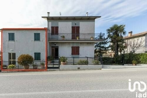 Detached house in Filottrano