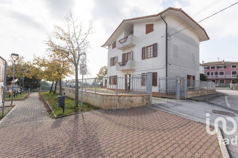 Detached house in Santa Maria Nuova