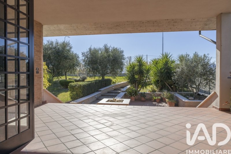 Casa semi-independiente en Cupramontana