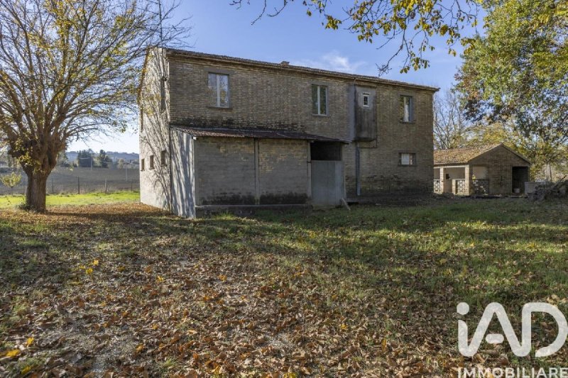 3 Bedrooms Country house for sale in Cingoli [802765] | Gate-away®
