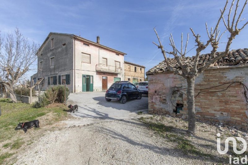 4 Bedrooms Detached house for sale in Filottrano [805229] | Gate-away®