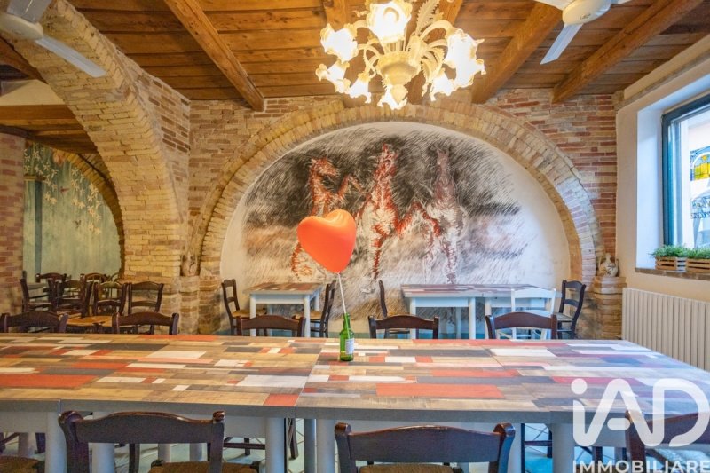 Inmueble comercial en Santa Maria Nuova