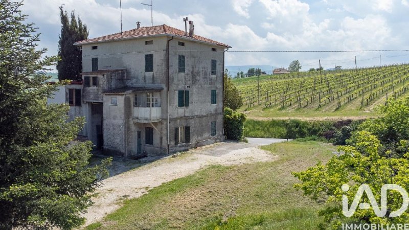 Maison de campagne à Staffolo