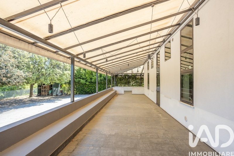 Inmueble comercial en Monte San Vito