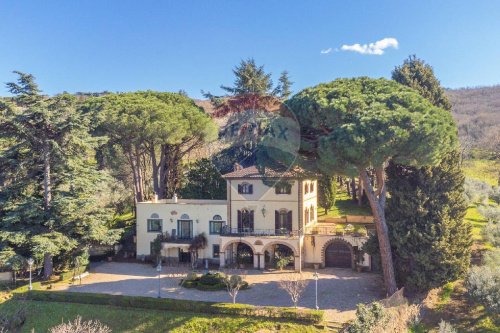 Villa a Monte Porzio Catone