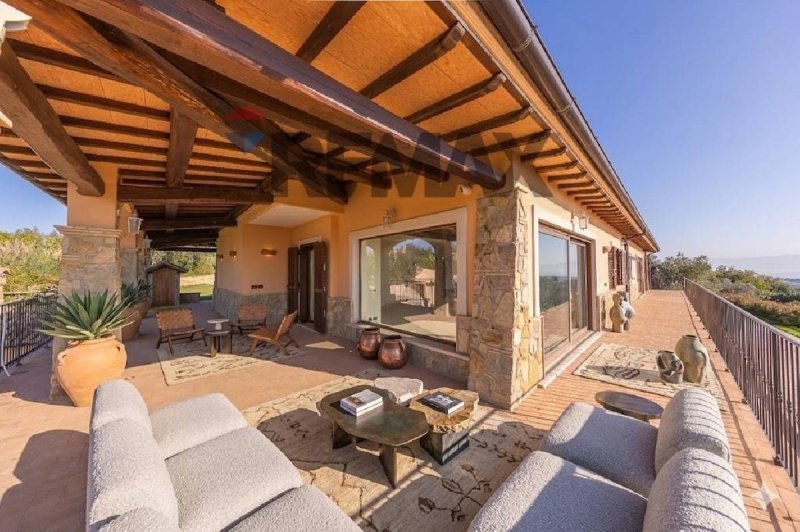 Casa semi-independiente en Castelnuovo di Porto