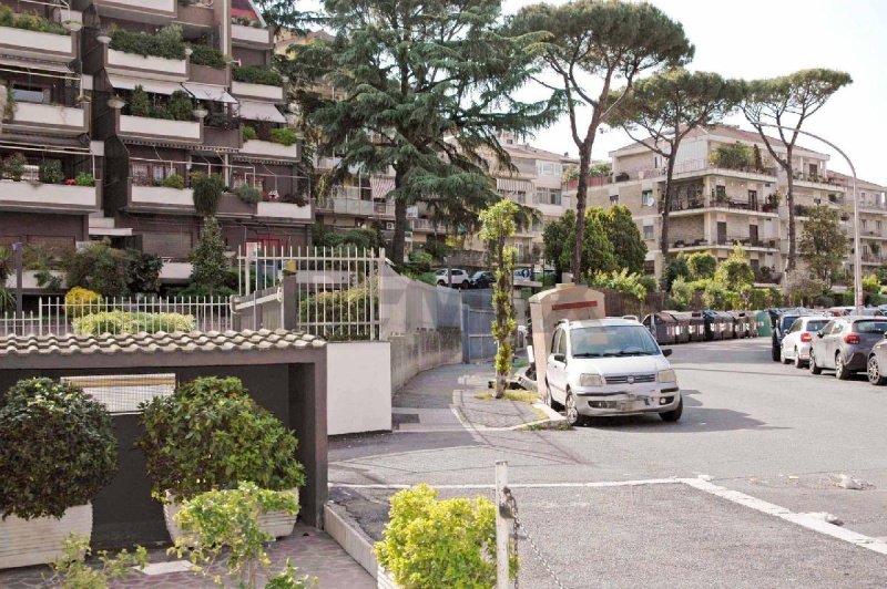 Edifício comercial em Roma