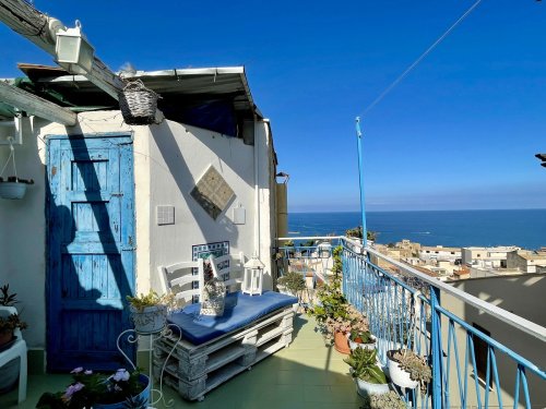 Casa indipendente a Castellammare del Golfo