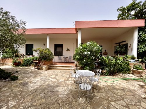 Villa in Castellammare del Golfo