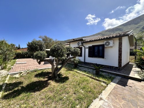 Villa i Castellammare del Golfo