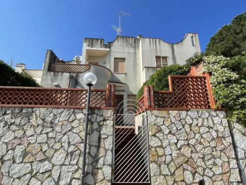 Casa adosada en Castellammare del Golfo