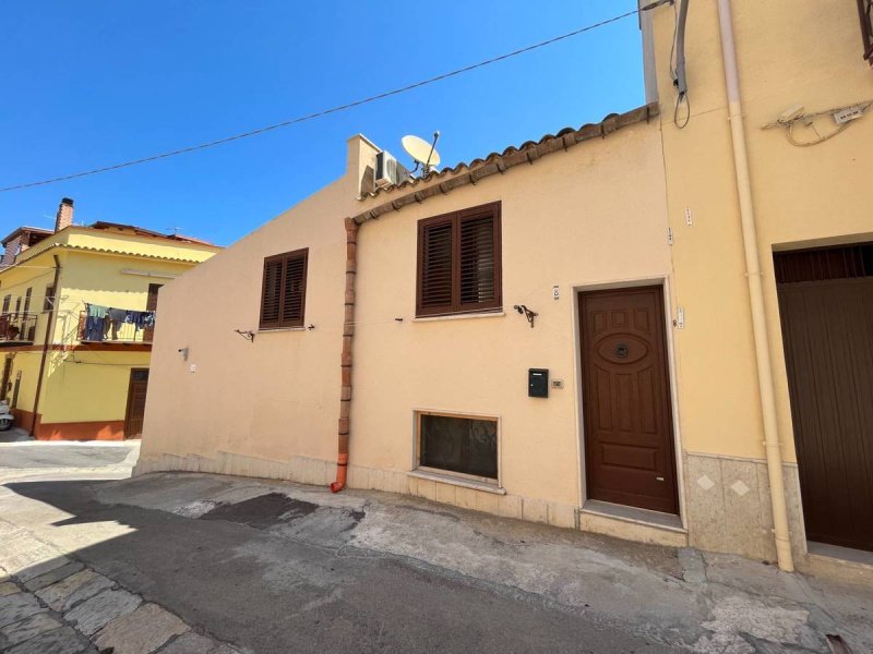 Einfamilienhaus in Castellammare del Golfo