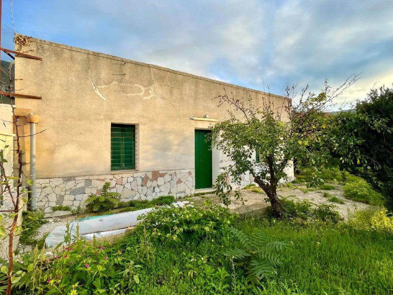 4 Bedrooms Country house for sale in Castellammare Del Golfo [811794] | Gate-away®