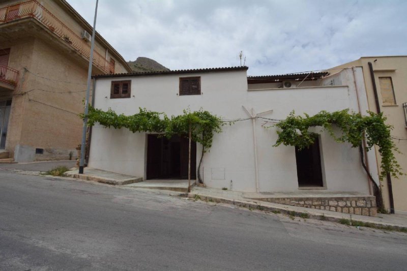 3 Bedrooms Apartment for sale in Castellammare Del Golfo [812057] | Gate-away®