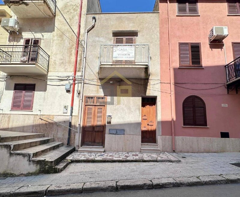 Maison individuelle à Castellammare del Golfo