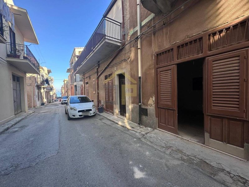 Einfamilienhaus in Castellammare del Golfo