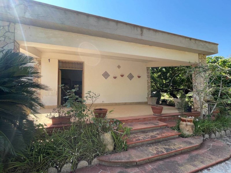 Villa à Castellammare del Golfo