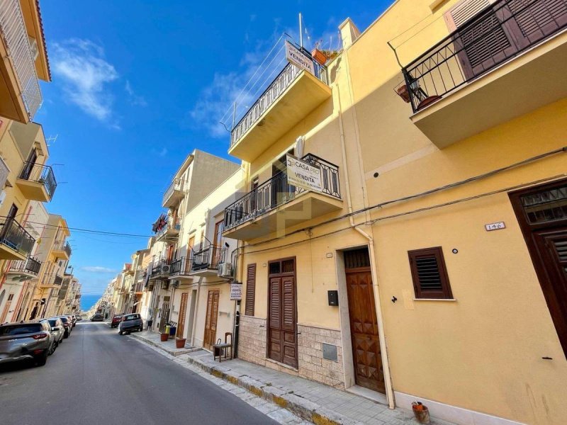 Detached house in Castellammare del Golfo