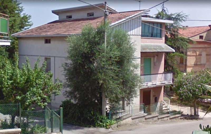 Detached house in Francavilla d'Ete