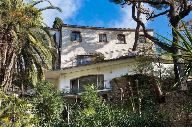 Villa a Bordighera