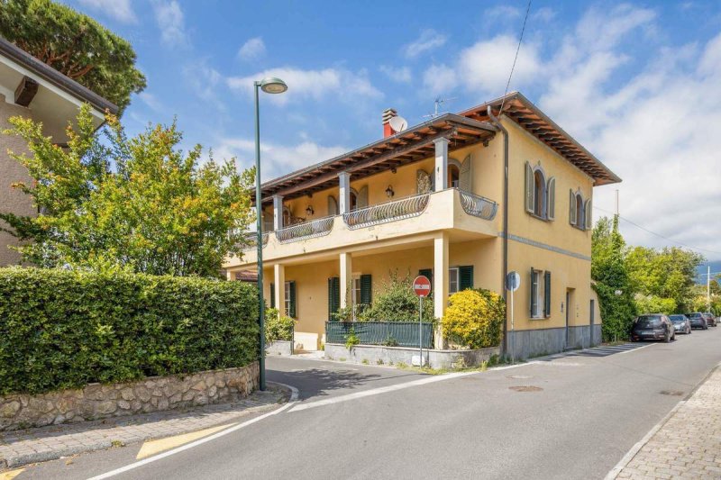 Self-contained apartment in Forte dei Marmi