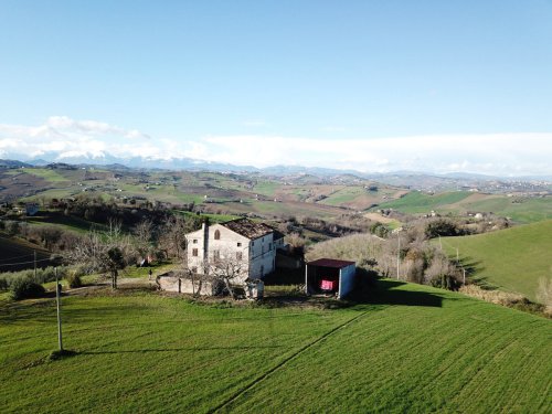 Huis op het platteland in Montegiorgio