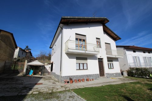 Detached house in Gabiano