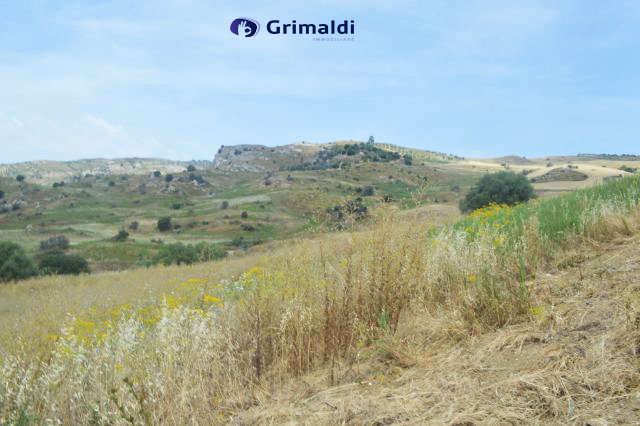 Сельскохозяйственный участок в Сан-Бьяджо-Платани