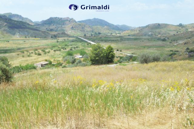 Сельскохозяйственный участок в Сан-Бьяджо-Платани