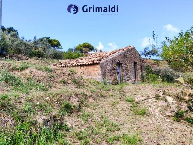 Строительный участок в Мотта-д'Аффермо