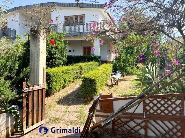 Villa a Altavilla Milicia